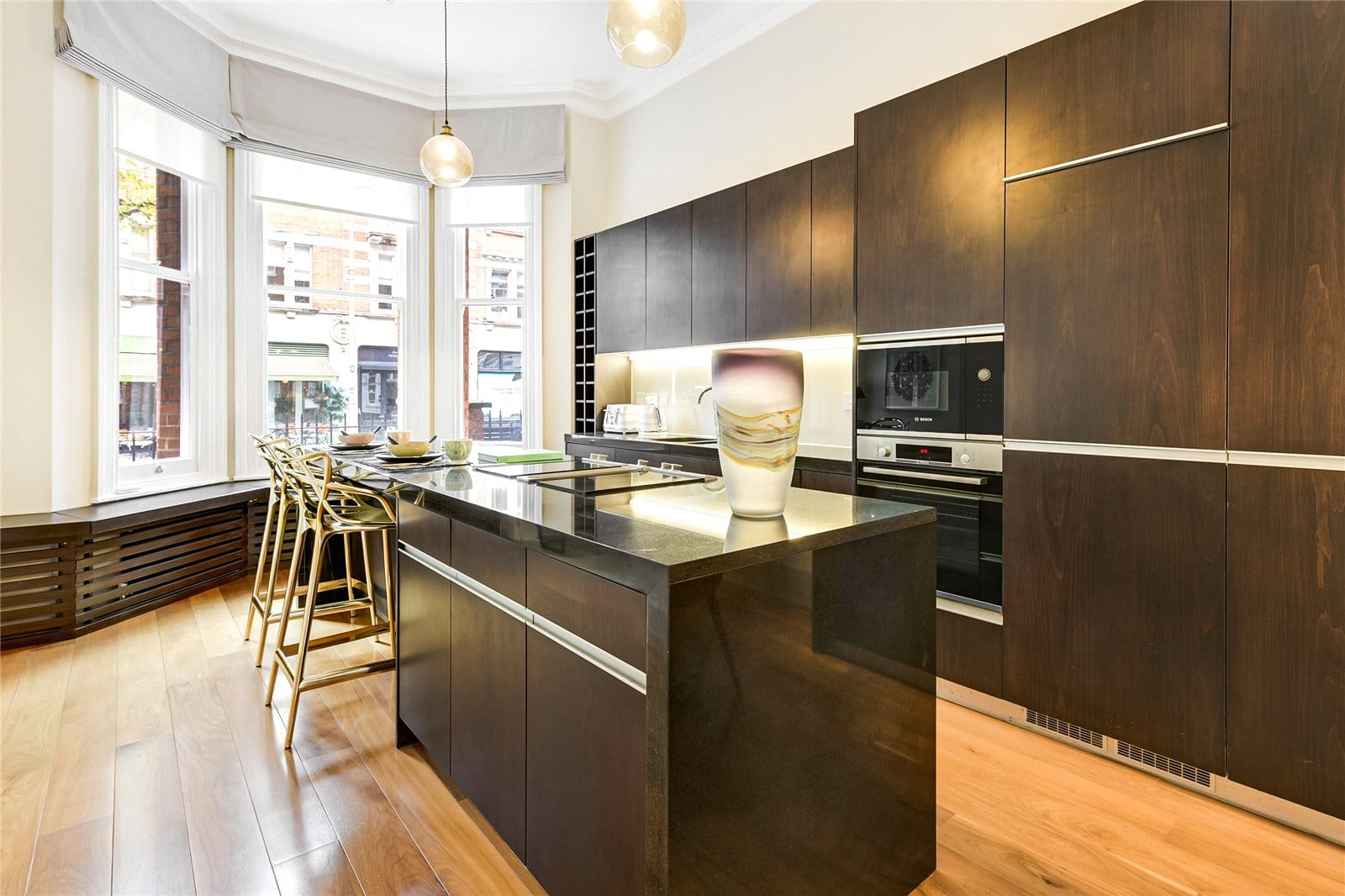 Chelsea threebedroom flat to let